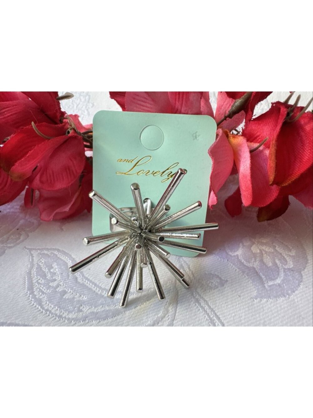 And Lovely Spike Jacks Silvertone Ring Womens Adjustable Size 5 6 7 8 9 One Size